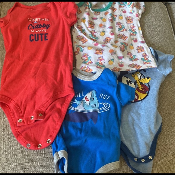 Short Sleeve Baby Bundle 3-12 months - Picture 1 of 1